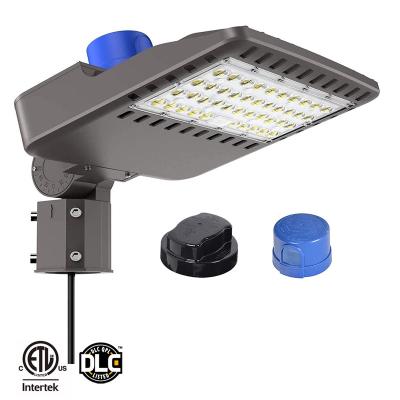 China ROAD Parking Lot ETL DLC Approved Shoe Box Street Light 14000Lm 5000K 100W Led Parking Lot Lighting Fixtures for sale