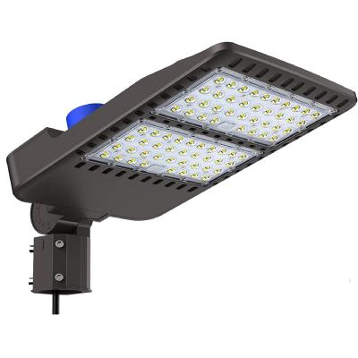 China HIGHWAY 200W Parking Lot Commercial Led Outdoor Area Lighting 5000K Slipfitter Mount Car Dealerships Lights for sale