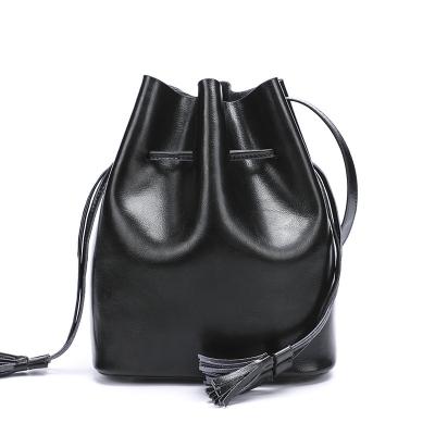 China Others whip the cross of the popular leather shoulder messenger bag women - new Korean version of the body bag 2021 of the all-match bucket bag for sale