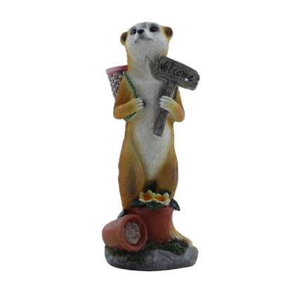 China Custom Art folk decorative resin statues animal mongoose solar animal figurine small meerkat resin statues for sale