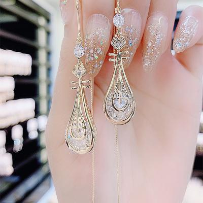 China 2021 New Fashion Trendy Design Fairy Pipa Casual/Sport Line Crystal Zircon Exaggerated Fashion Personality Earrings For Women for sale