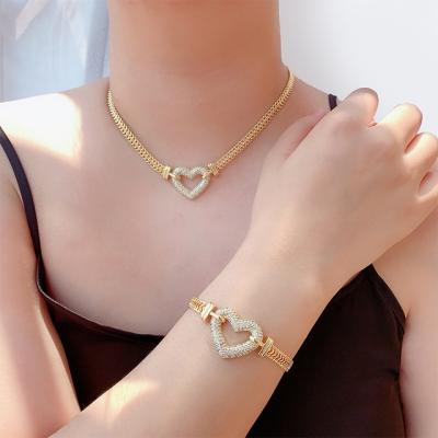 China Korean Hiphop Statistical Institute style fashion jewelry personality stacked hip-hop thick chain style heart shape women necklace gold set for sale