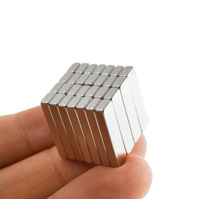 China Industrial Magnet NdFeB magnet Good Quality Factory Materials N52 Magnetic Ndfeb Permanent Neodymium Magnet for sale