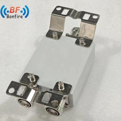 China 4.3-10f Combinador DIN-F N-F RF Combinador de banda dupla 200W 2300-2400 2500-2700MHz Baixo Vswr à venda