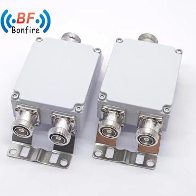 China 2300-2400 2500-2700MHz 25W 10/20/30/40dB Standard RF Combiner for Indoor/Outdoor IP65 for sale