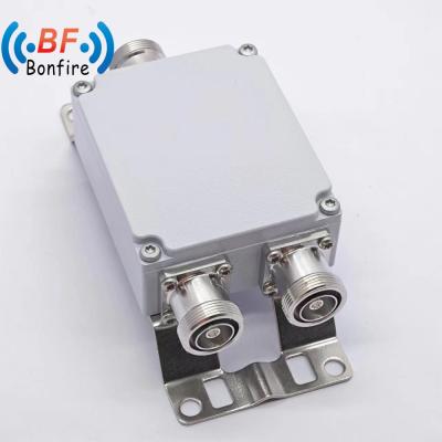 China 1-40dB High Power Coaxial RF Attenuator 200W DIN Man tot Vrouw Vaste RF Combiner 2300-2400 2500-2700MHz Te koop