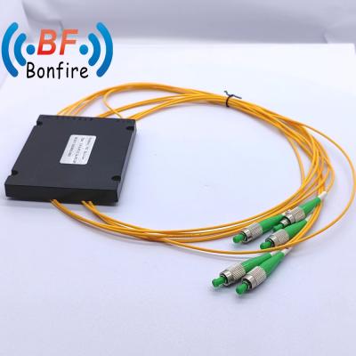 China 1*4 Einzelmodus-PLC-Splitter 0,500 kg mit Paketgröße 25,00cm * 20,00cm * 10,00cm zu verkaufen