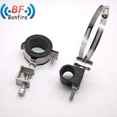 China 3* 4.5-7mm and 3* 9-13mm Fiber and Power Feeder Cable Clamp for Durable Cable Support for sale