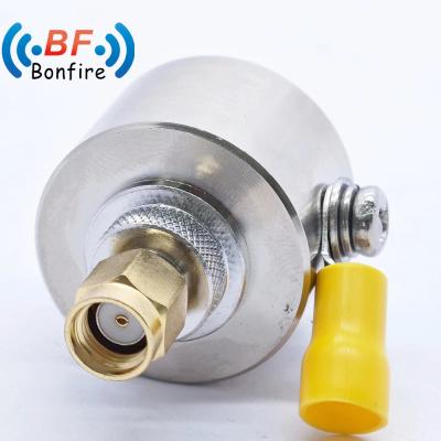 China RF Lightning Arrester Dual Female F Jack to F Jack Coaxiale kabel overspanningsbeschermer 698-3800MHz Indoor/Outdoor IP65 Te koop