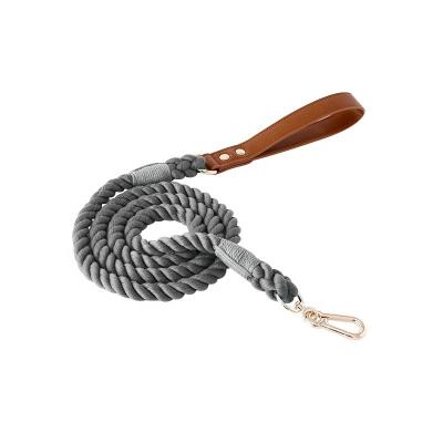 China 5FT Large Dog Cotton Rope Handle Vegetable Tanned Dye Stocked Leather Strong Comfortable Dog Leash High Quality Color Print for sale