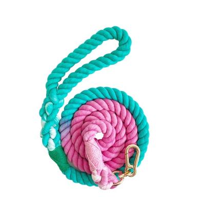 China High Quality Color Printing And Dyeing 5FT Large Rope Handle Dog Leash Strong Comfortable Dog Leash Stocked Cotton for sale