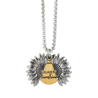 China 2022 Daisy Necklace men's wholesale fashion jewelry luxury manufacturers stainless steel hip-hop street charm sunflower pendant retro for sale