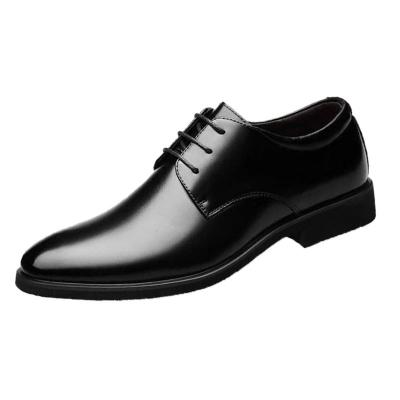 China Temperament light successful people formal suit suitable for classic business Lea soft-soled wearable leather shoes men's casual shoes for sale