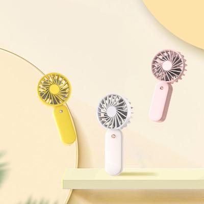 China Cute in Pocket Battery Charging Cooling USB Portable Electric Mini Hand Rechargeable Fans for sale