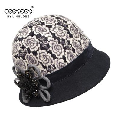 China Character Fashion Women's Bell-Shaped Hat for Winter with Lace for Outdoor Event Wedding Dress Accessories for sale