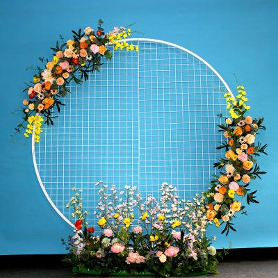 China Cute/Decorative Grid Ring Background Geometric Wrought Iron Wedding Wrought Iron Screen Decoration Round Mesh Backdrop for sale