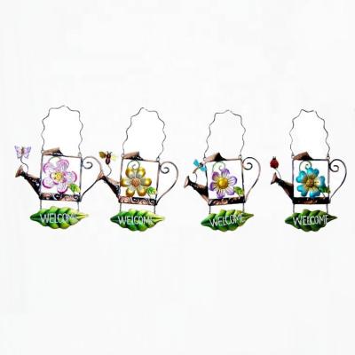 China Europe Custom Factory Hot Sale Garden Watering Can Form Flower Wall Hanging Wall Decor for sale