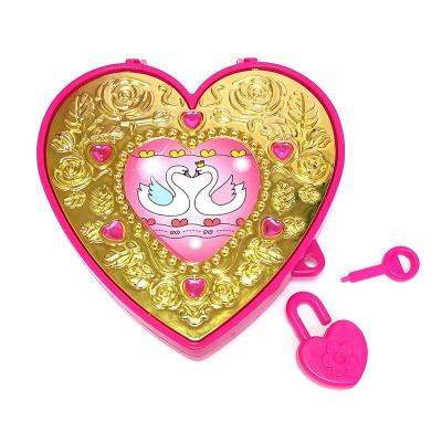 China Eco-friendly Pretty Heart Jewelry Box Accessories For Kids Girls Play Set Dress Up Toys for sale