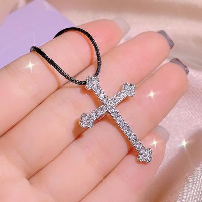 China CLASSIC Cubic Zircon Cross Chain Necklaces Chain Necklace Fashion Cubic Pendant Luxury Jewelry Women Girls Gift for sale