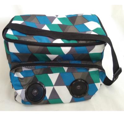 China Outdoor camping food picnic cooler bag with bluetooth speakers for sale