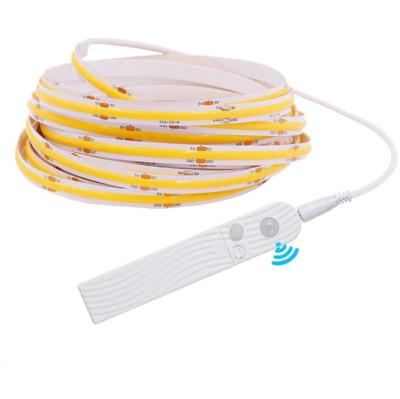 China 1000mm Bed Motion Sensor Led Strip Battery Powered Led Strip Lights Motion Sensor for sale