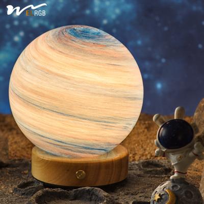 China 50000 Hours Lifespan Moon Bedroom Sleep Starry Sky Table Light with Charging Function for sale