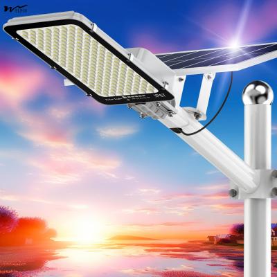 China Outdoor Solar Street Light Waterproof Dusk to Dawn Solar Floodlight with Remote Control for sale