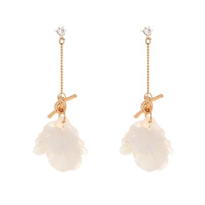 China Fashionable, creative and soft new simple pearl petal earrings tassel temperament imitation earrings wholesale for sale