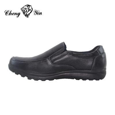 China Genuine Leather Luxury Classic Men Winter Casual Shoes Stylish Round Toe Color Man Shoes Durable Mens for sale