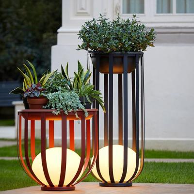 China Yard Modern Black Red White Decorative Lawn Flower Basket Steel Stand Shape Ip54 Waterproof Led Lawn Light for sale