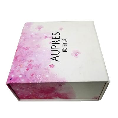 China Baby Folding Box Clothing Packaging Gift Storage Boxes Recyclable Custom Luxury Paper Foldable Gift Box for sale