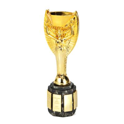 China Europe Resin Crafts Trophy Hot Sale High End Musical Notes Event Customized Gold Trophy for sale