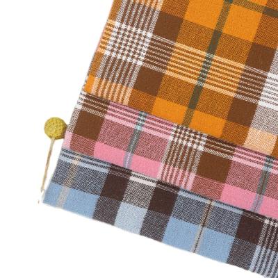 China Wholesale Woven 100% Cotton Flannel Fabric Breathable Soft Yarn Dyed Plaid Shirts For Sofa School Uniform By The Yarn for sale