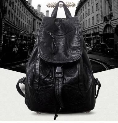 China Large Capacity Ready To Ship Travel Laptop Backpack Casual Bag For Youth Large Capacity Washing PU Leisure Vintage Leather Backpacks For Women for sale