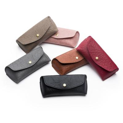 China Durable Glass Cases Women And Men Fashion Sunglasses Soft Bag Portable Glass Storage Box Sunglasses Case High Quality PU Leather for sale