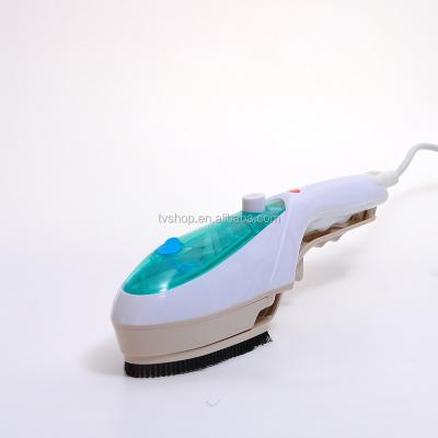 China RV Service Best Cheap Price Electric Steam Iron Brush Clothes Garment Steamer with 800w 100ml for sale