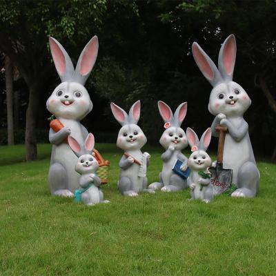 China Outdoor Simulation Fiberglass China Craft Gray Rabbit Ornament for sale