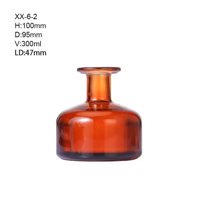 China Nice Scents Round Aromatherapy Bottle Clear Glass Aromatherapy Bottle for sale