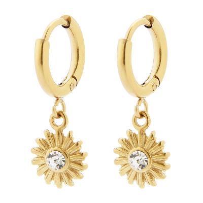 China Environmental Friendly 14k Gold Classic And Popular Daisy Charm Stainless Steel Circle Earring for sale