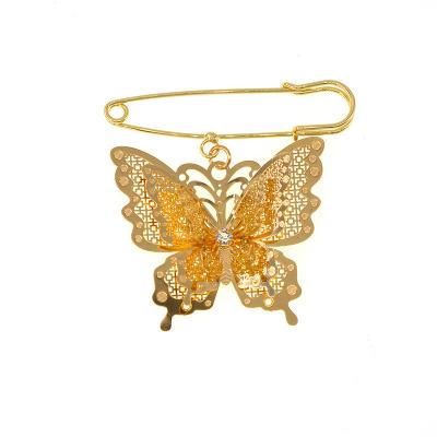 China DIY to wedding the latest Korean girls gold pin brooch button scarf fashion accessories jewelry crystal butterfly pin wholesale retro girls for sale