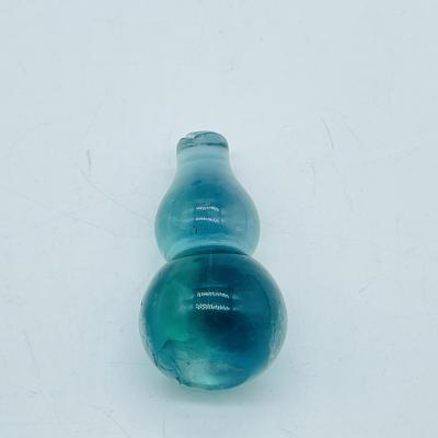 China Wholesale Natural Quartz Crystal Gourds Fluorite From Crystal Gourds Crafts Carving Clear From Europe Factory Price for sale