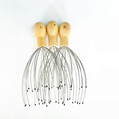 China Waterproof Portable Wooden Handle Head Massager Scalp Head Massager Spider For Relax Head Tool for sale