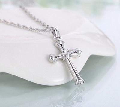 China Religious Gemstone Fork Setting 925 Sterling Silver Cross Necklace For Man for sale