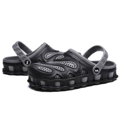 China Waterproof 2022 Most Fashion Comfort Sandal Slipper Men Rubber Clogs Shoes for sale