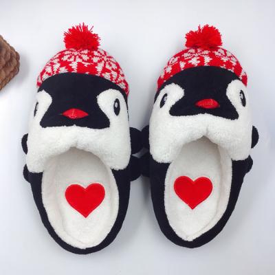 China New Fashion Women Winter Red Indoor Custom Made Round Bedroom Penguin Warm Cute Christmas Slippers for sale