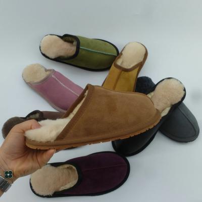 China Fuzzy Indoor Bedroom Winter Warm Face Sheepskin Mens Soft Slippers 100% New Arrival Custom Made Durable Double Sided for sale