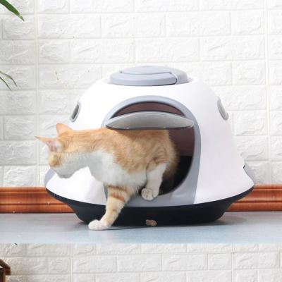 China High Quality Cat Litter Box Closed Large Cat Toilet Splash Proof Air Freshener for sale