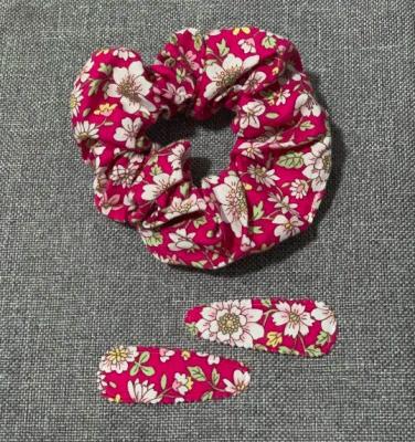 China All Girls Floral Scrunchies Flower Cute Scrunchie Scrunchies With Floral Pattern for sale