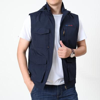 China Custom Men's Multi-pocket LOGO Detachable Hood Vests Breathable Stand Collar Loose Plus Size Vest Sleeveless Jacket for sale