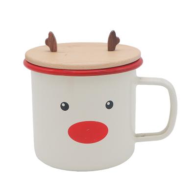 China Customized Sustainable Reindeer Lid Christmas Mugs for sale